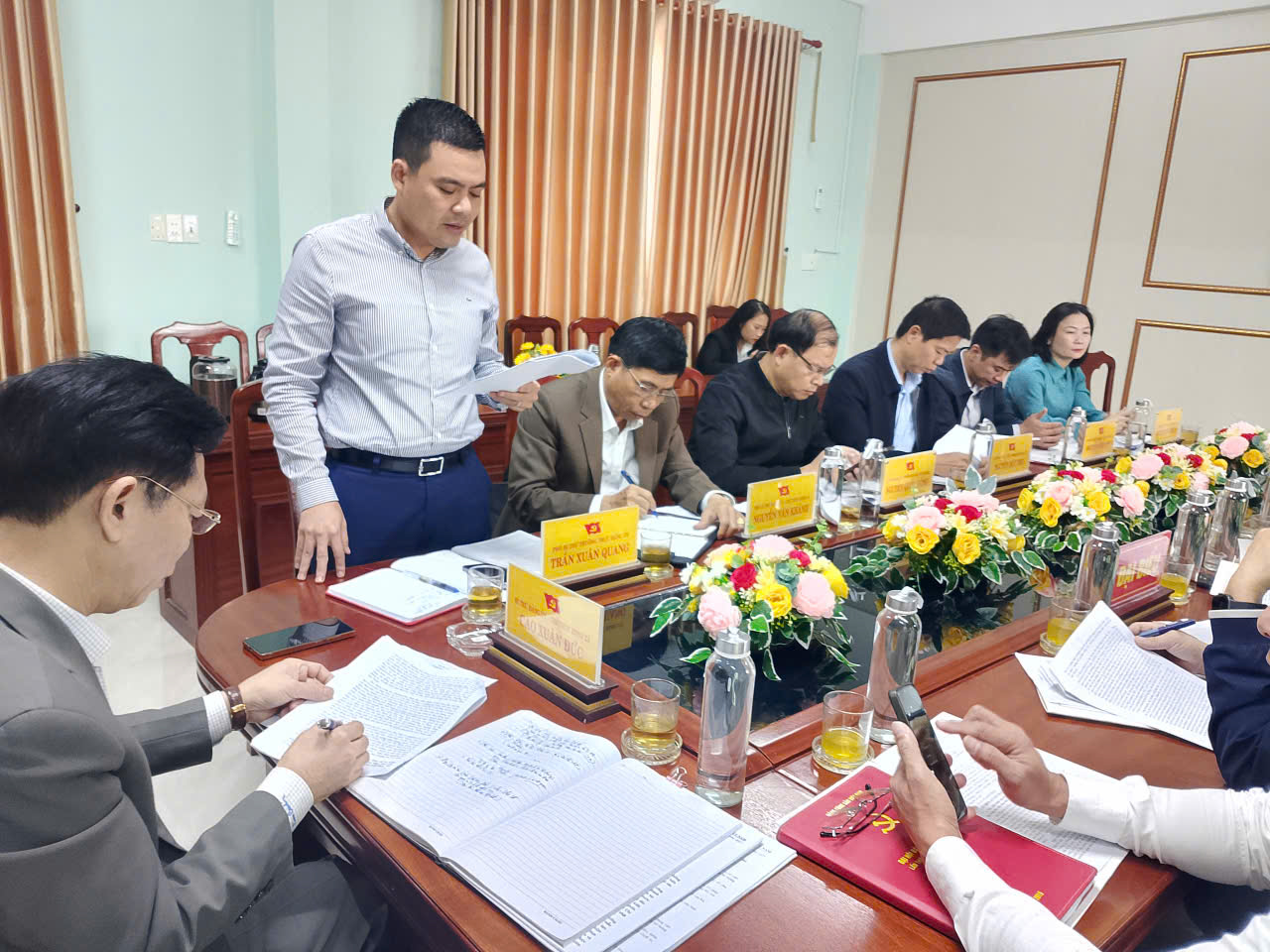 Hội nghị kiểm điểm BTV ĐU 8
