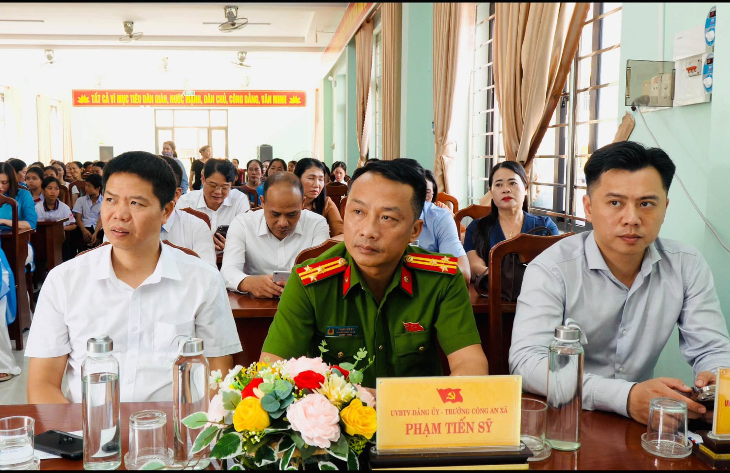 Các đc UV BTV tham dự Chương trình